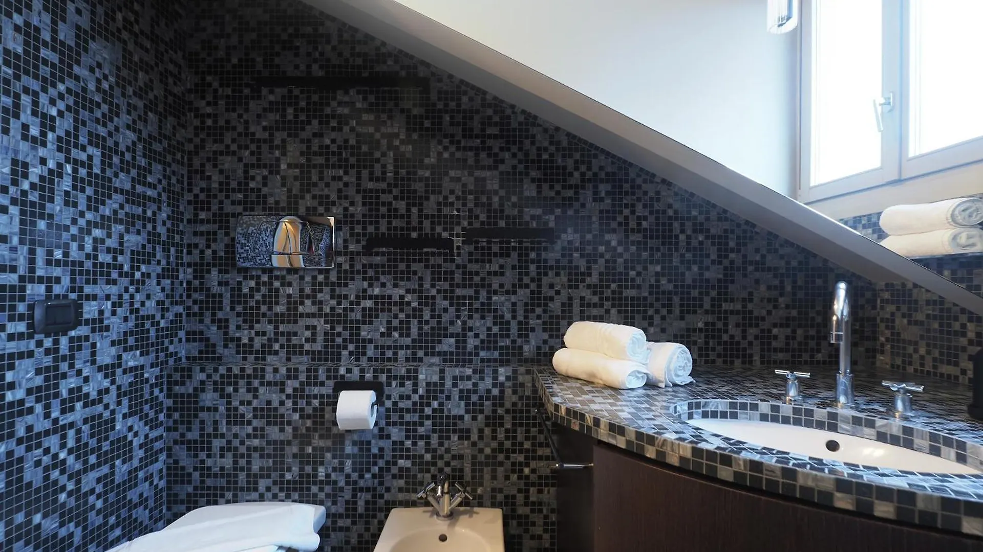 Splendido Attico Con 2 Terrazzi In Brera Apartment Milan Italy