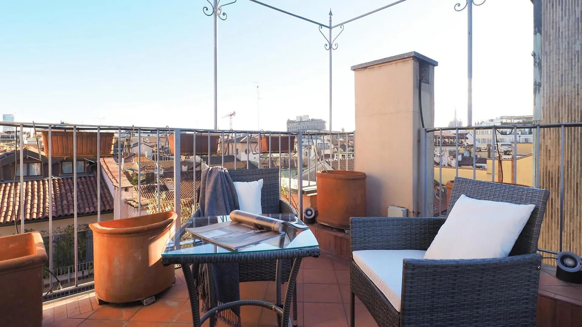 Splendido Attico Con 2 Terrazzi In Brera Apartment Milan