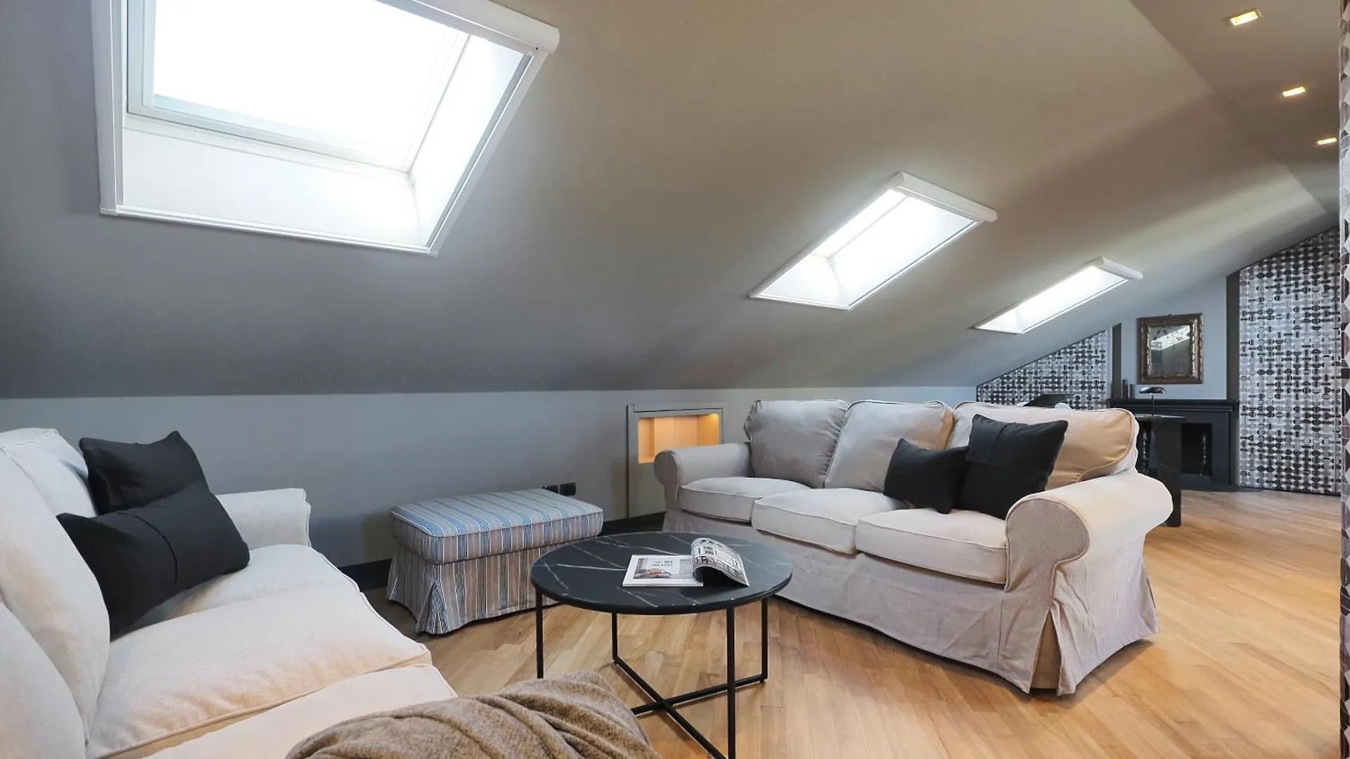 شقة Splendido Attico Con 2 Terrazzi In Brera ميلان